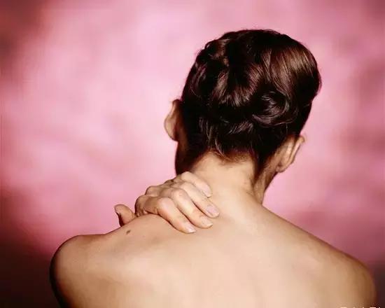 震驚！辦公室里99%都得了這個(gè)病，不及時(shí)解決危害一生！